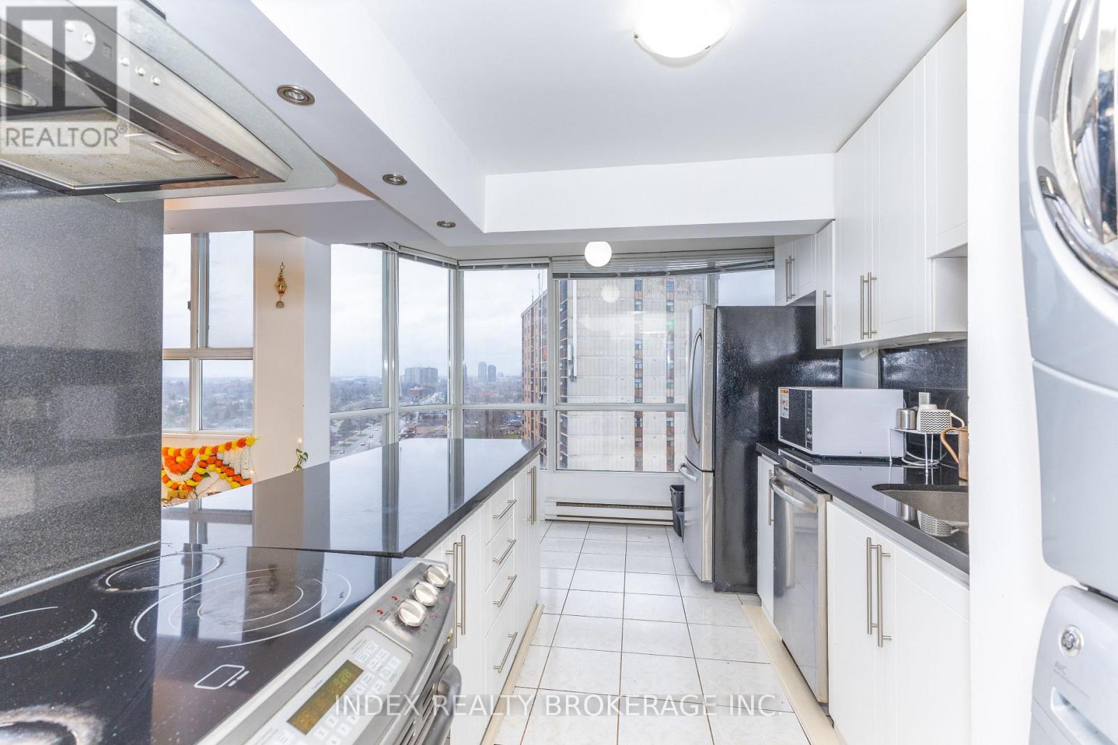 #1704 3077 WESTON ROAD - 23