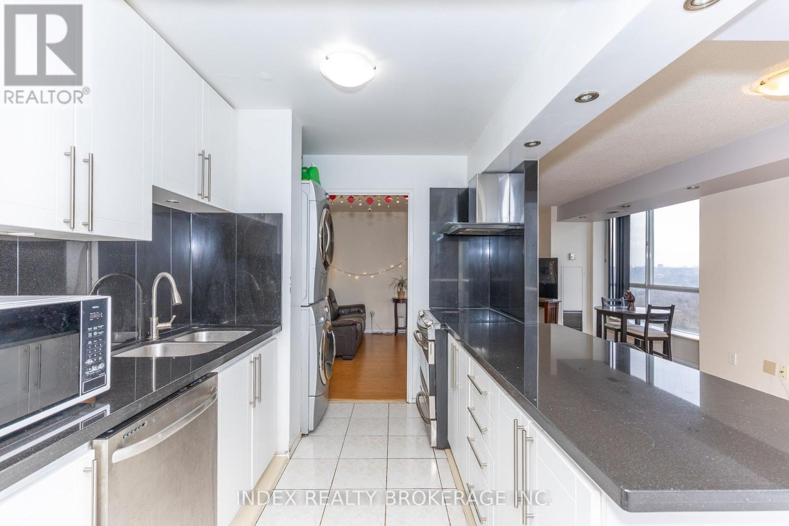 #1704 3077 WESTON ROAD - 26