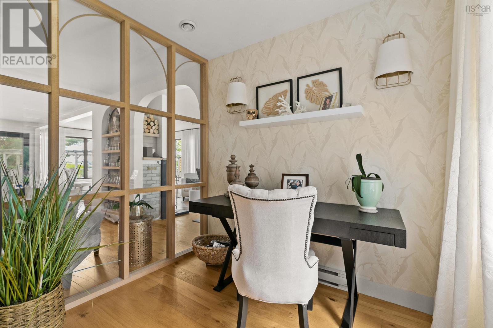 Property 14 of 49 of 9 Lynwood Drive