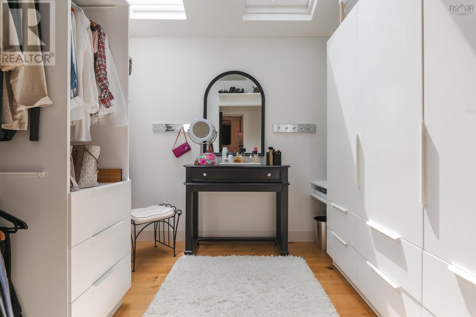 Property 31 of 49 of 9 Lynwood Drive