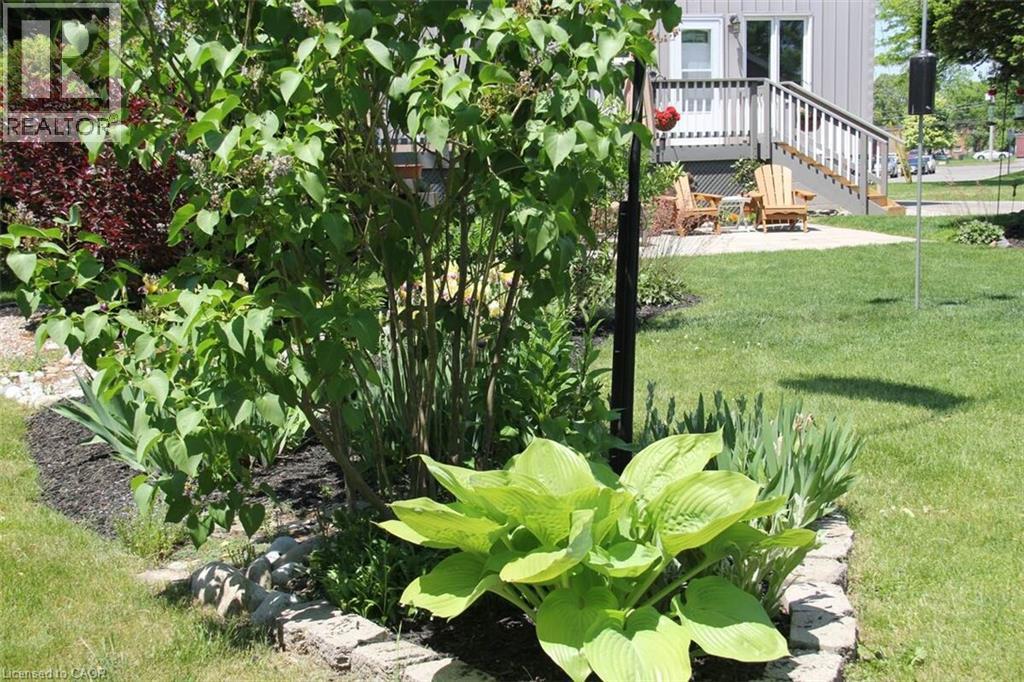 46 CLARA Crescent, Brantford, Ontario, N3S7E1 — Photo 7