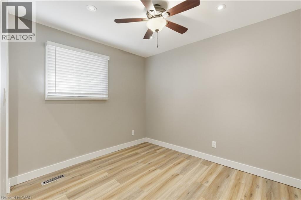 154 BROCK Street Unit# Upper, Brantford, Ontario, N3S5W1 — Photo 14
