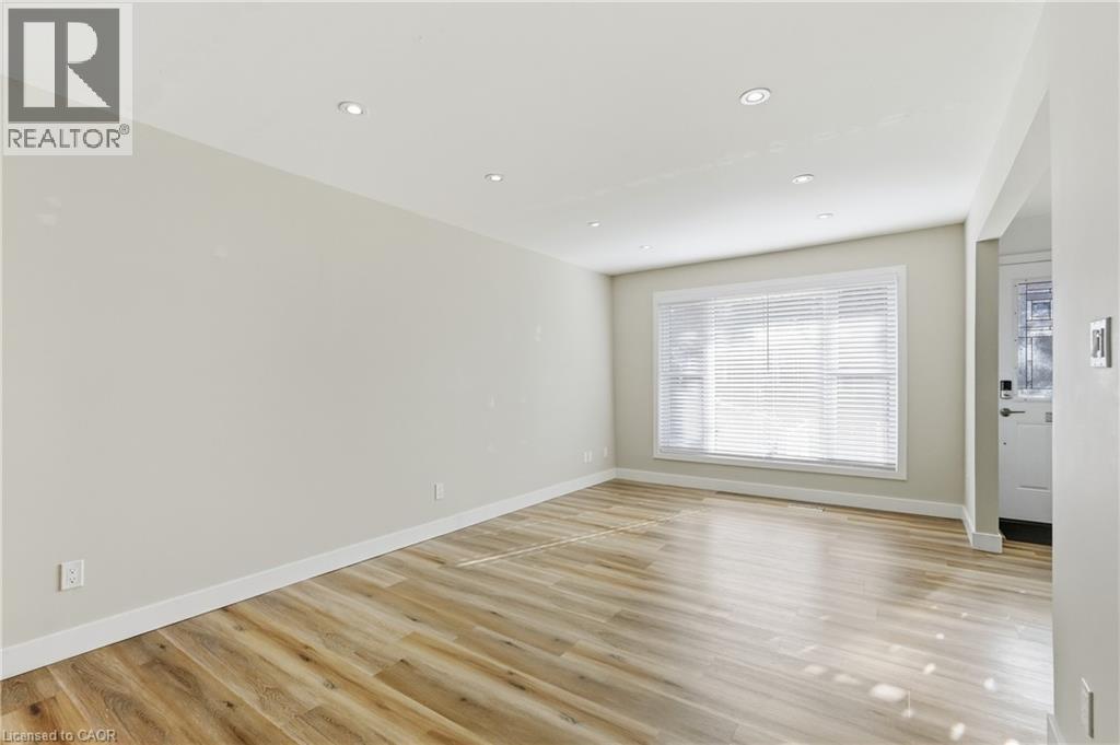 154 BROCK Street Unit# Upper, Brantford, Ontario, N3S5W1 — Photo 7