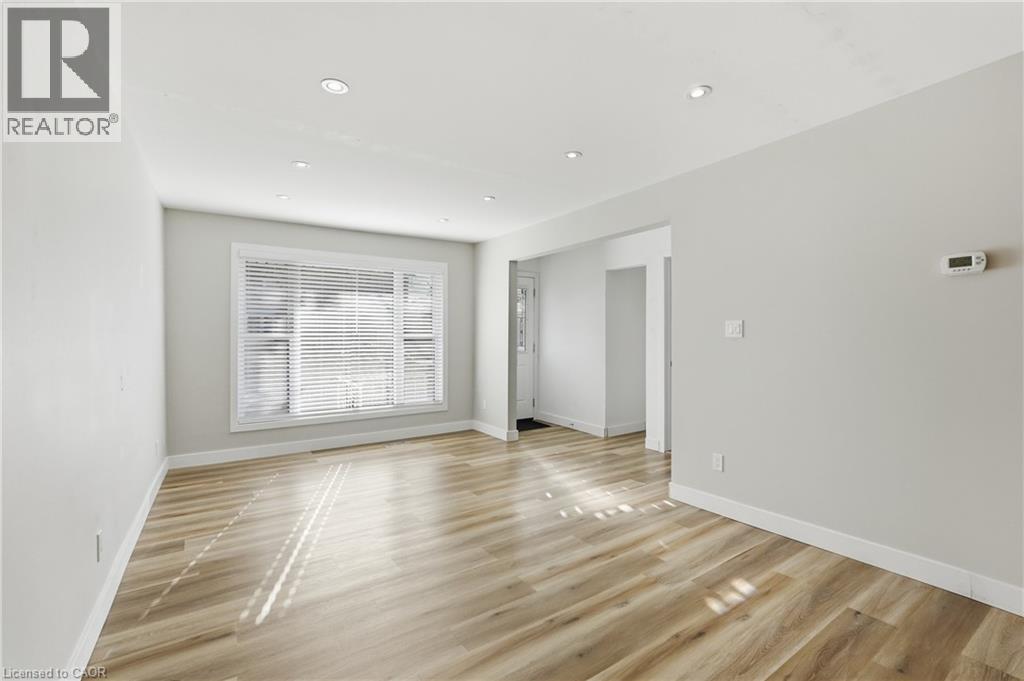154 BROCK Street Unit# Upper, Brantford, Ontario, N3S5W1 — Photo 5