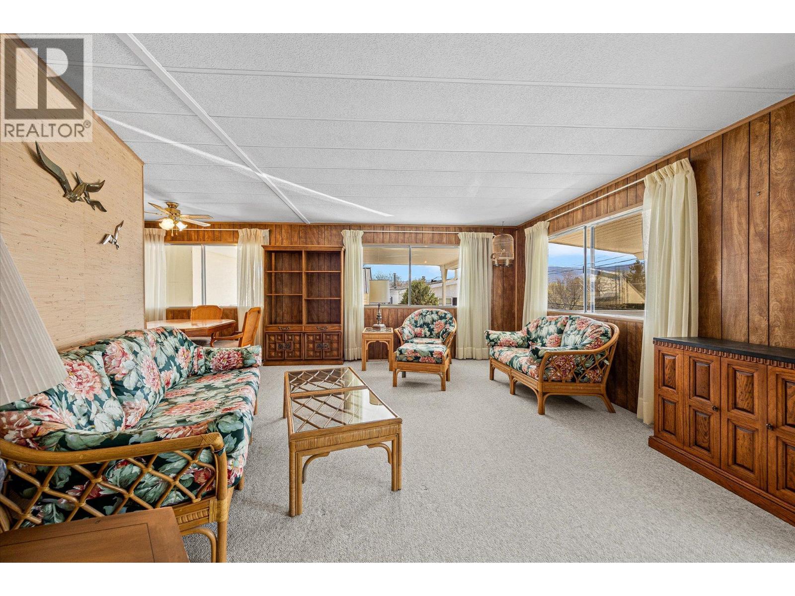 12 2098 Boucherie Road, West Kelowna