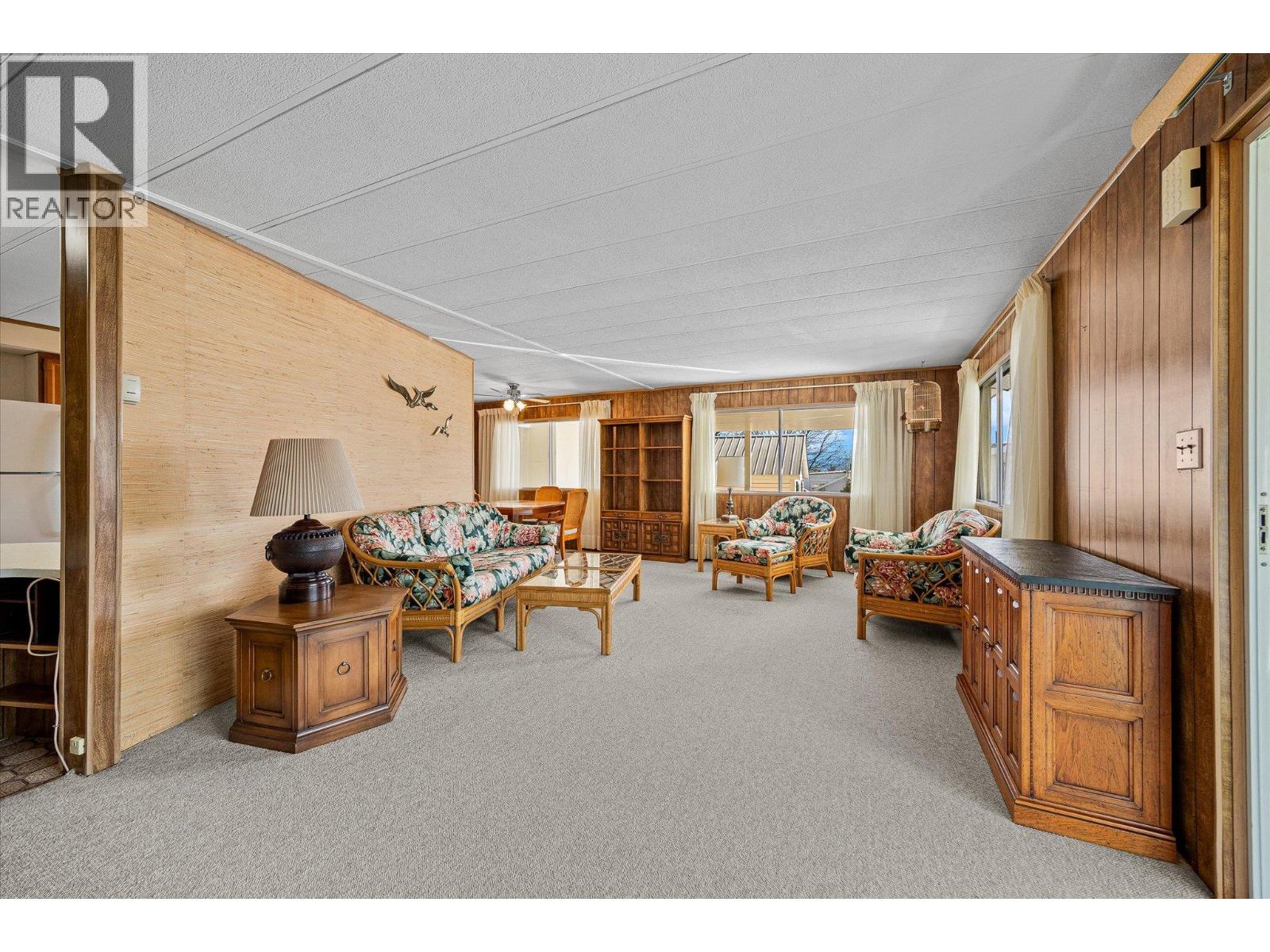 12 2098 Boucherie Road, West Kelowna