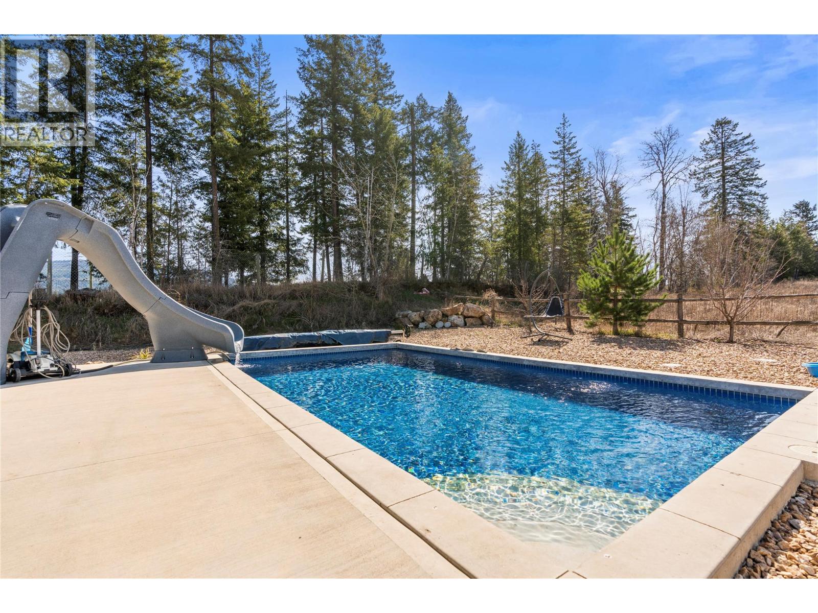 4150 20 AVENUE SE - 38