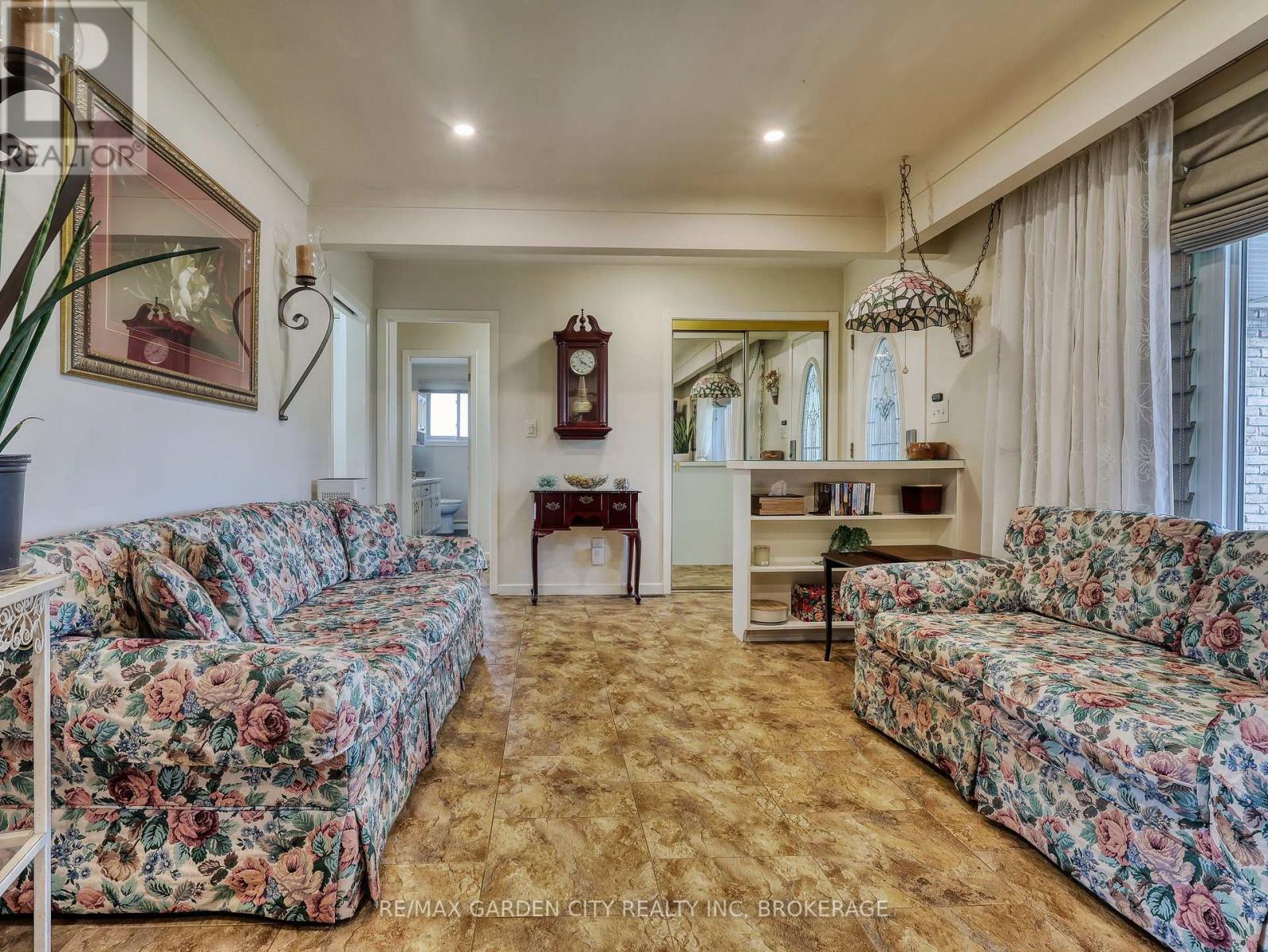 30 GLENVIEW AVENUE - 15