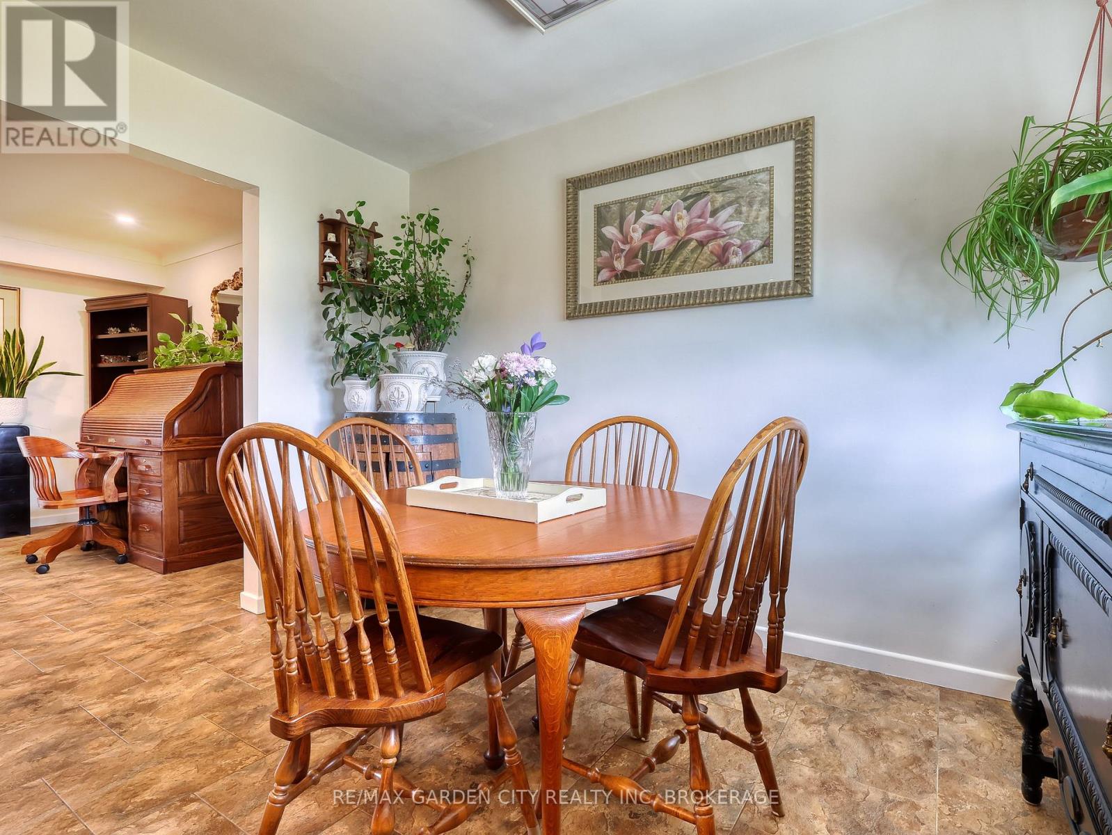 30 GLENVIEW AVENUE - 18