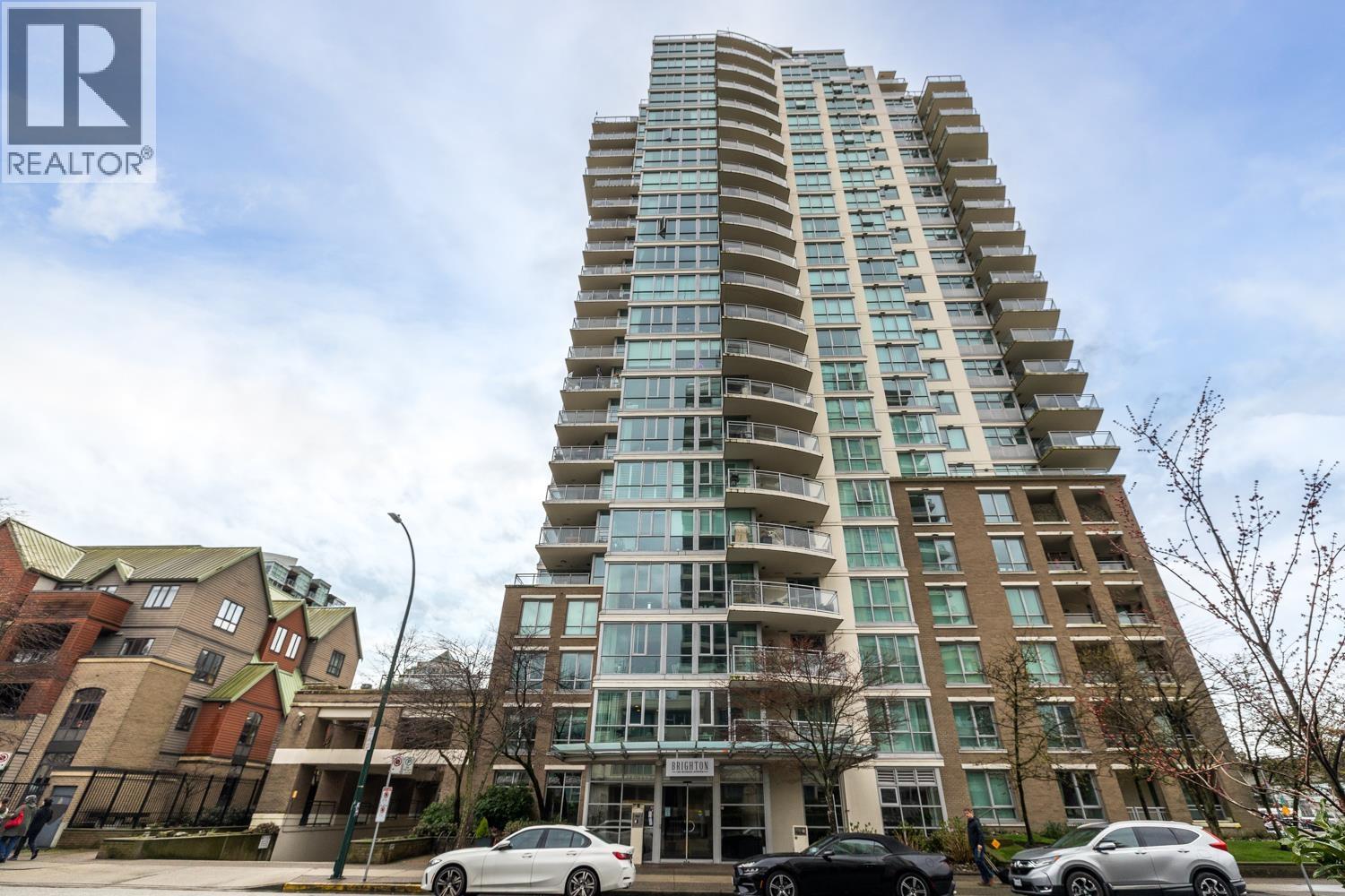 1703 120 MILROSS AVENUE