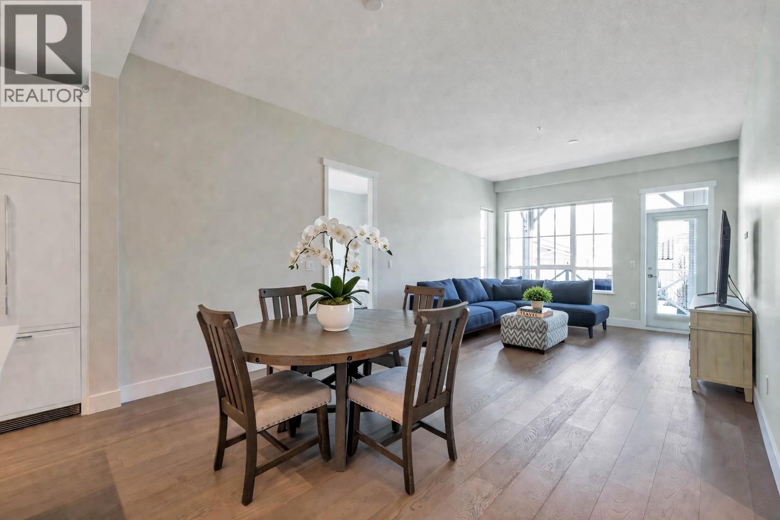 #220-5535 ADMIRAL Way, Ladner