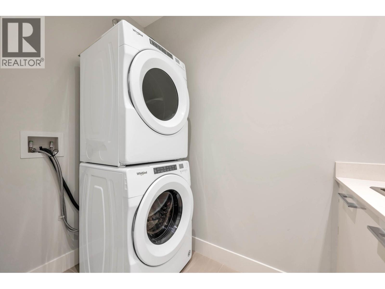 #220-5535 ADMIRAL Way, Ladner