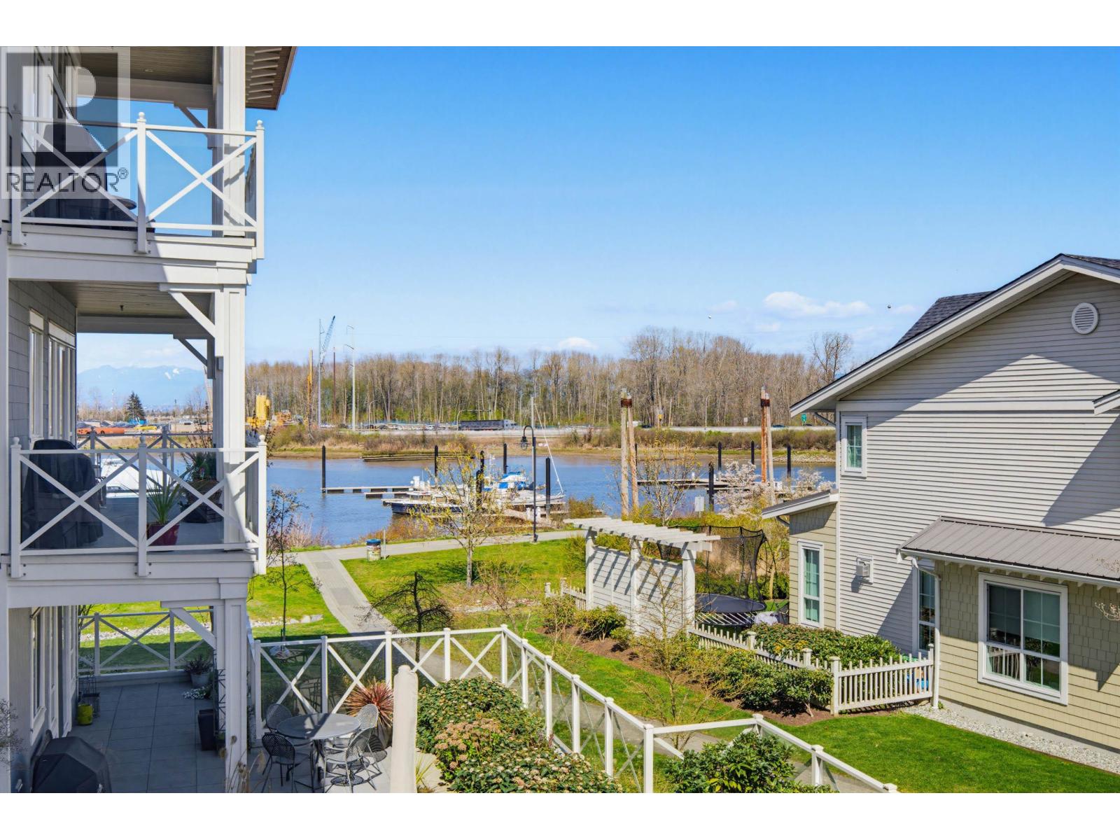#220-5535 ADMIRAL Way, Ladner