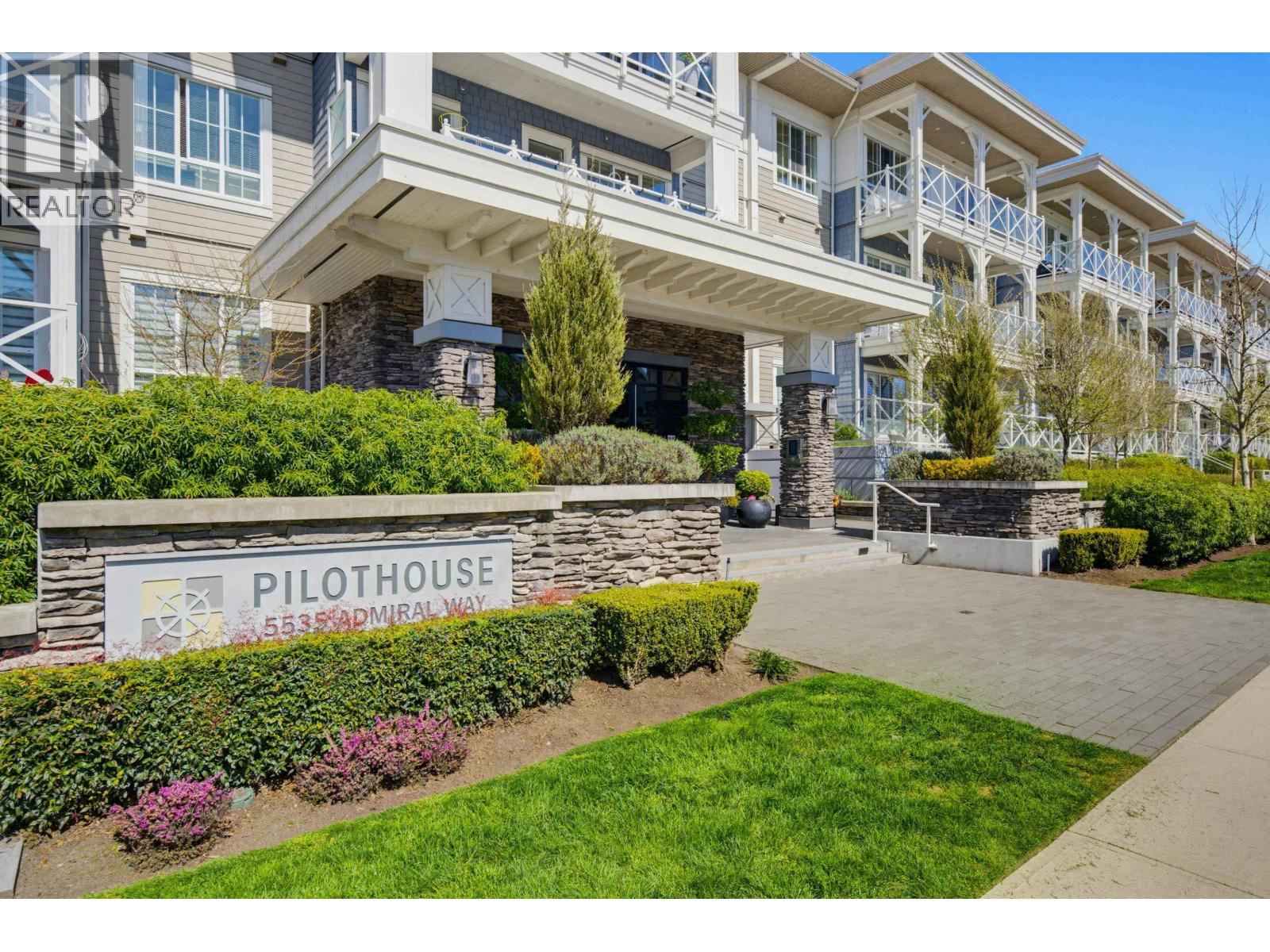 #220-5535 ADMIRAL Way, Ladner