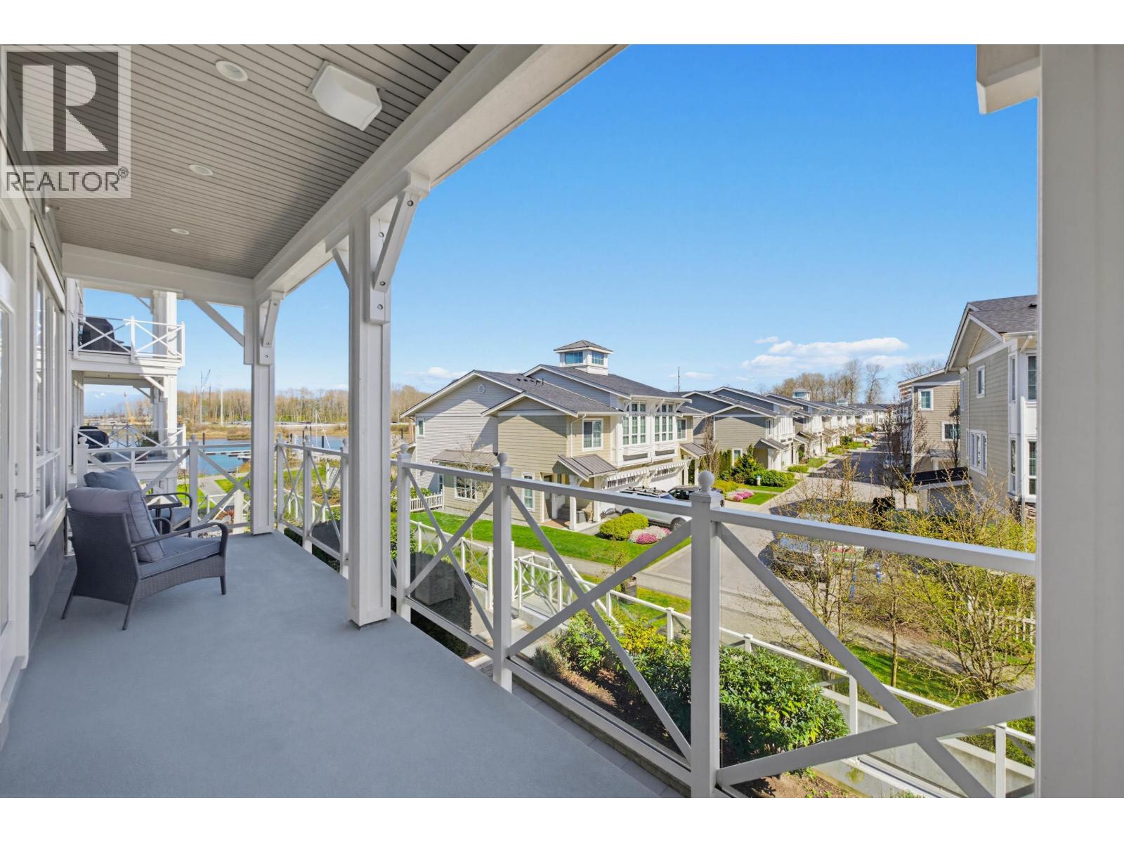 #220-5535 ADMIRAL Way, Ladner