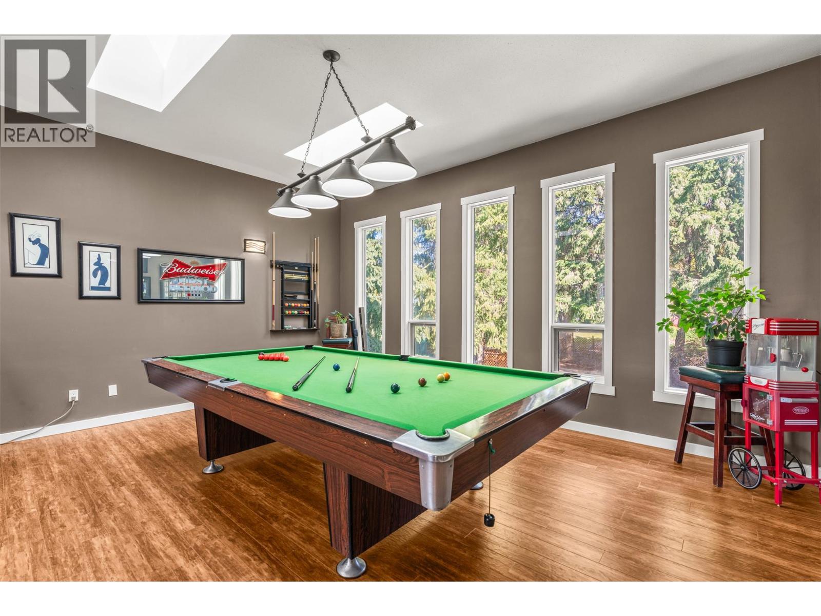 3419 LARCH DRIVE - 21