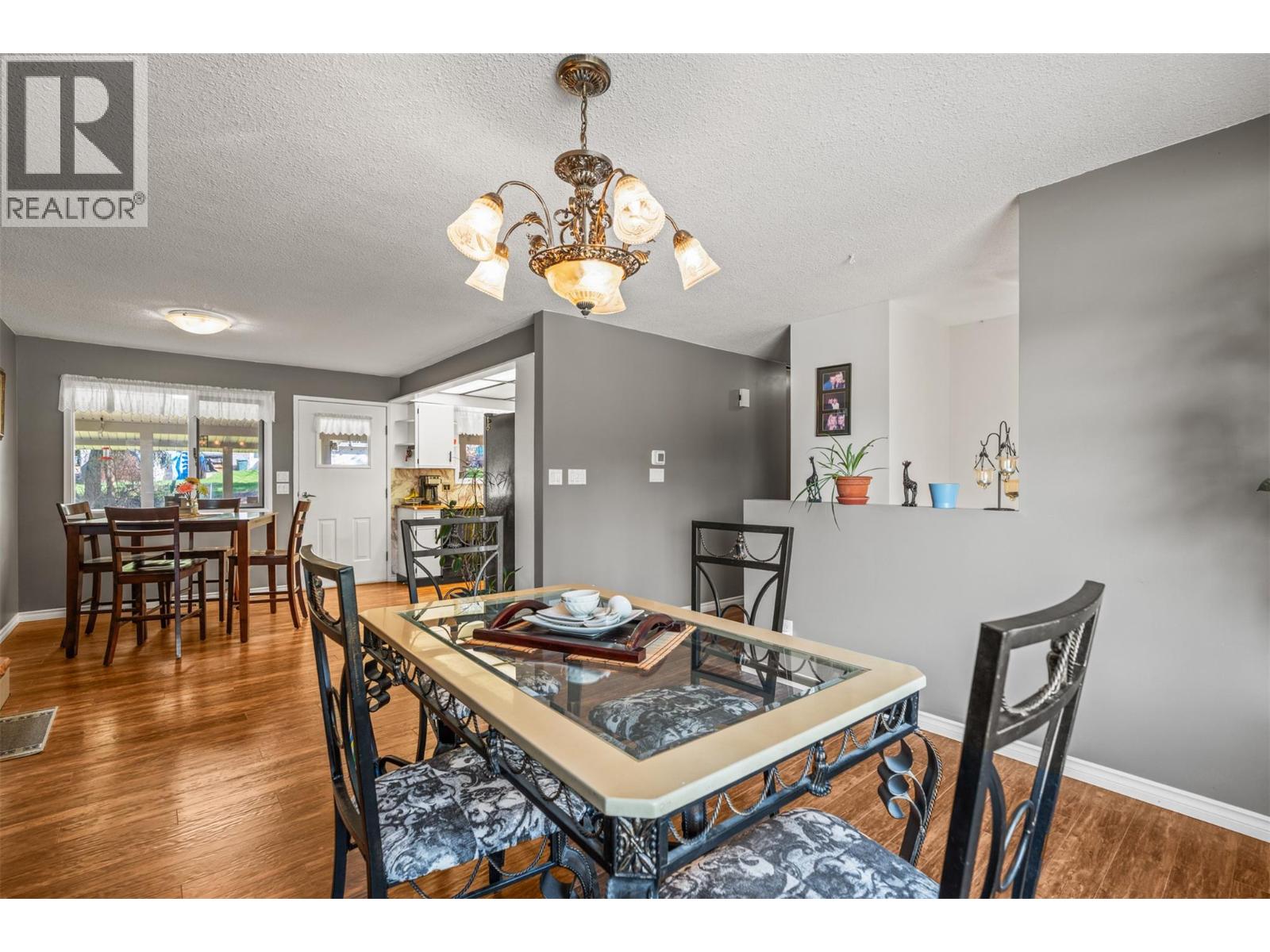 3419 LARCH DRIVE - 13