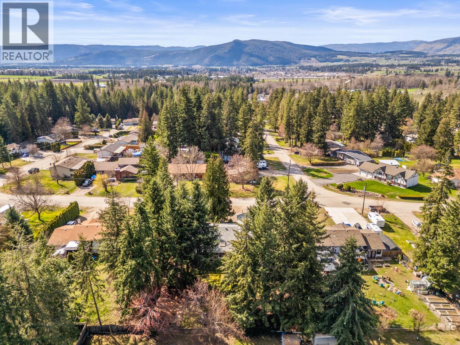 3419 LARCH DRIVE - 70