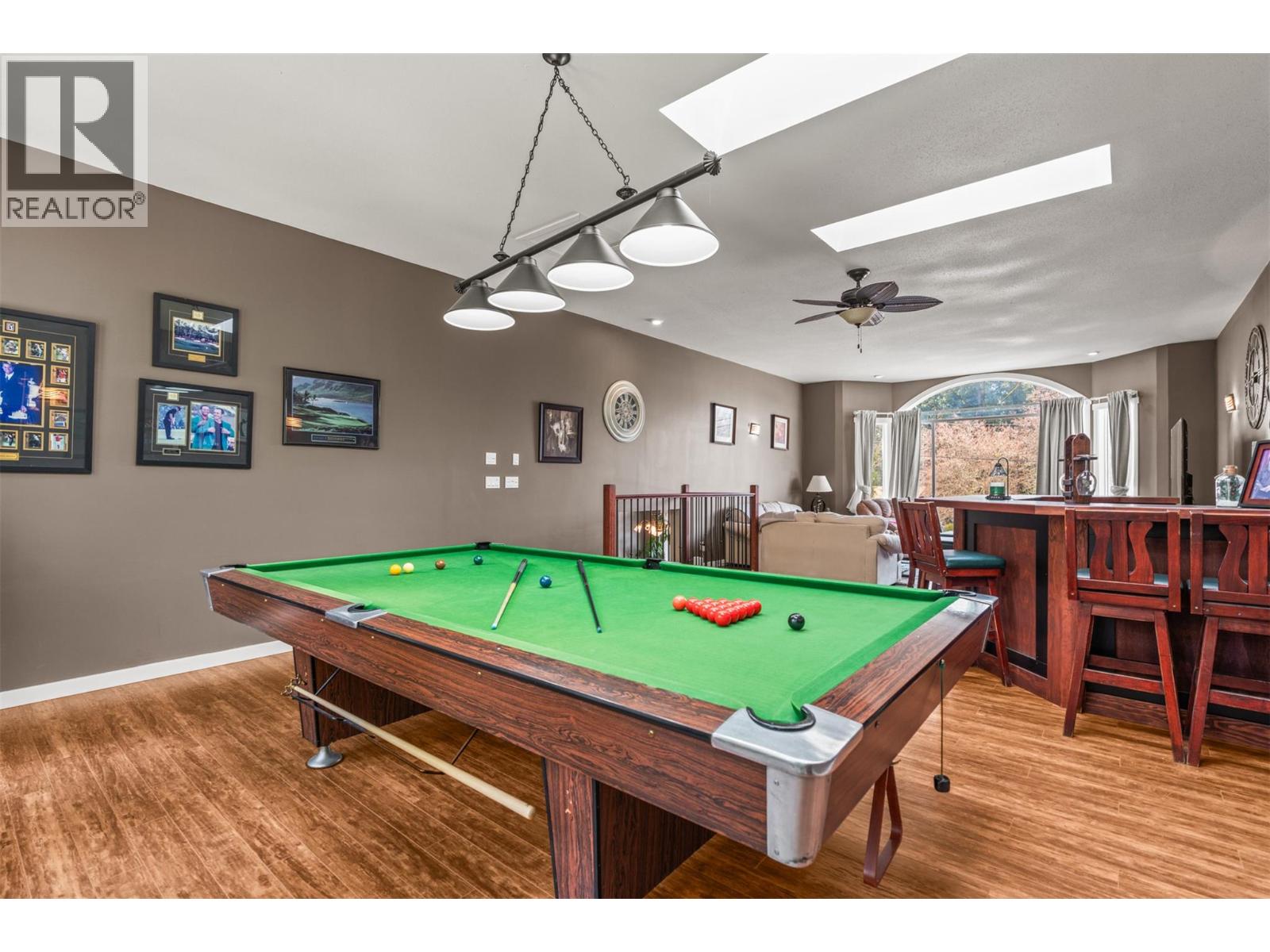 3419 LARCH DRIVE - 22