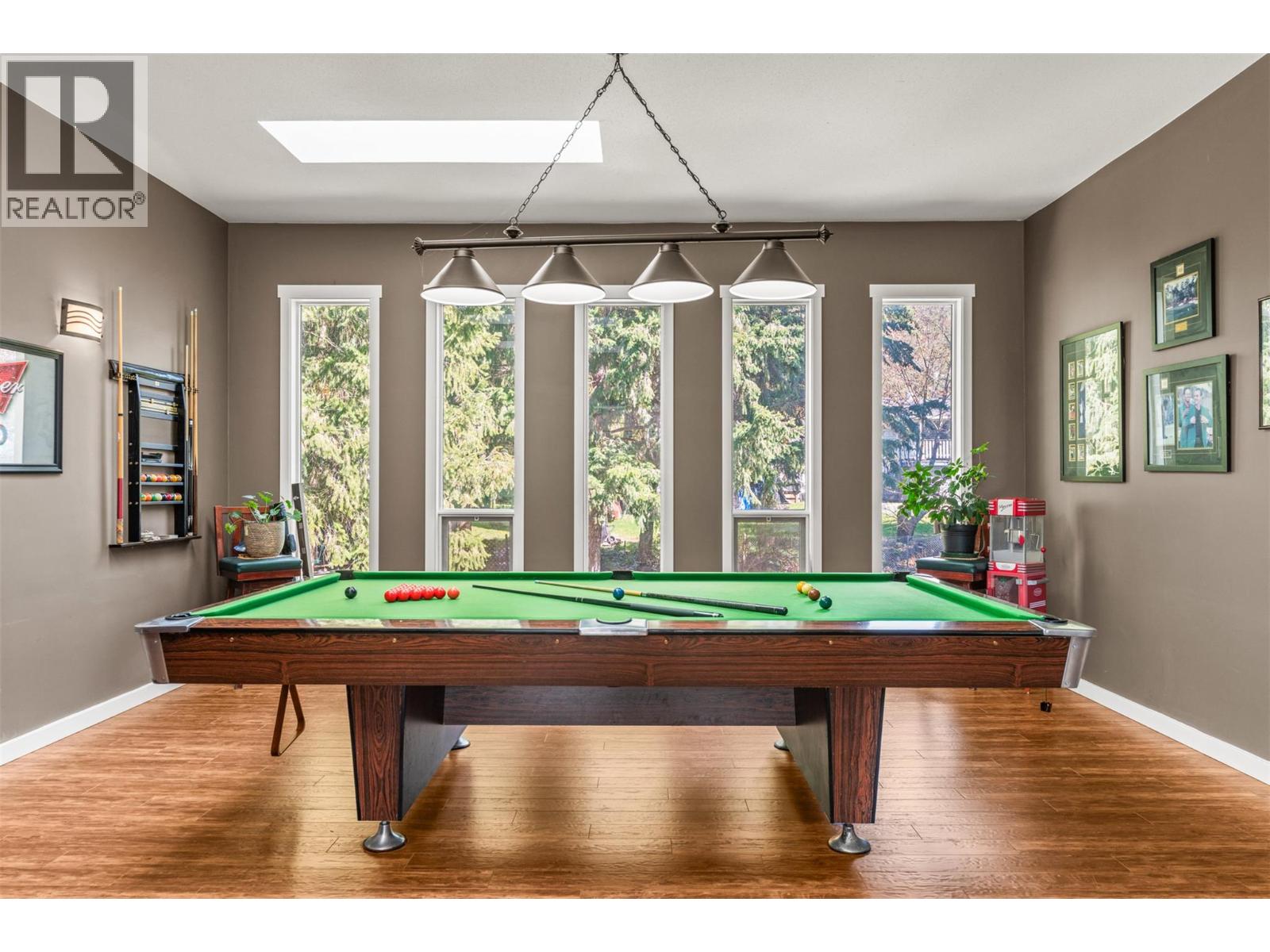 3419 LARCH DRIVE - 23