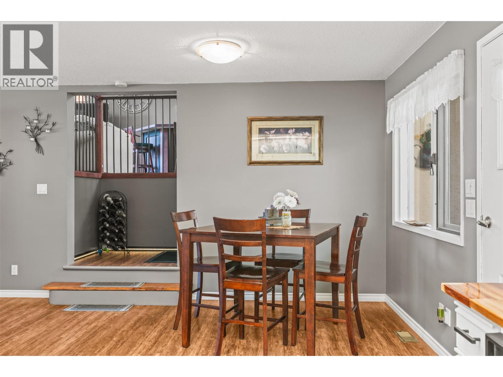 3419 LARCH DRIVE - 20