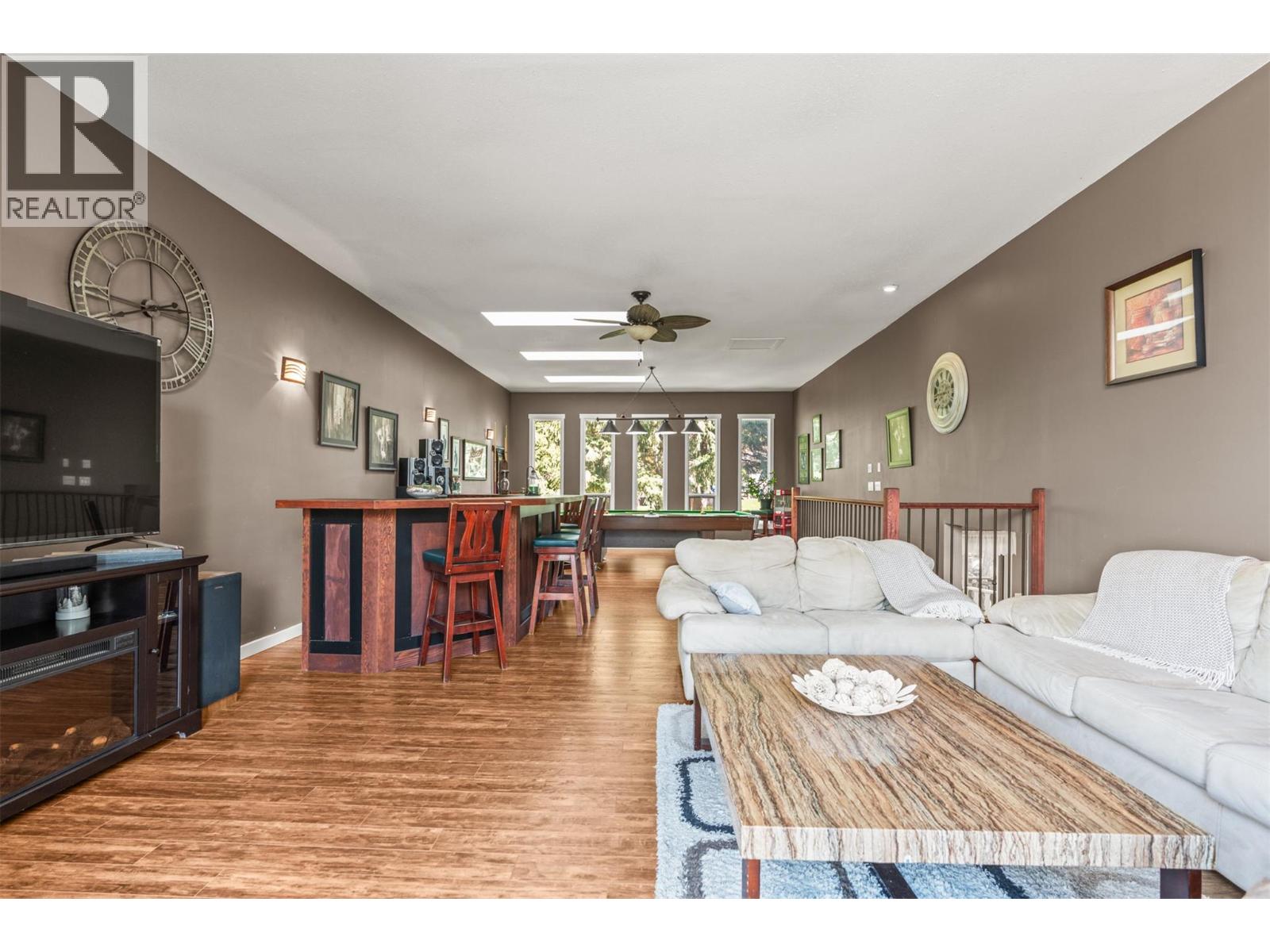 3419 LARCH DRIVE - 28