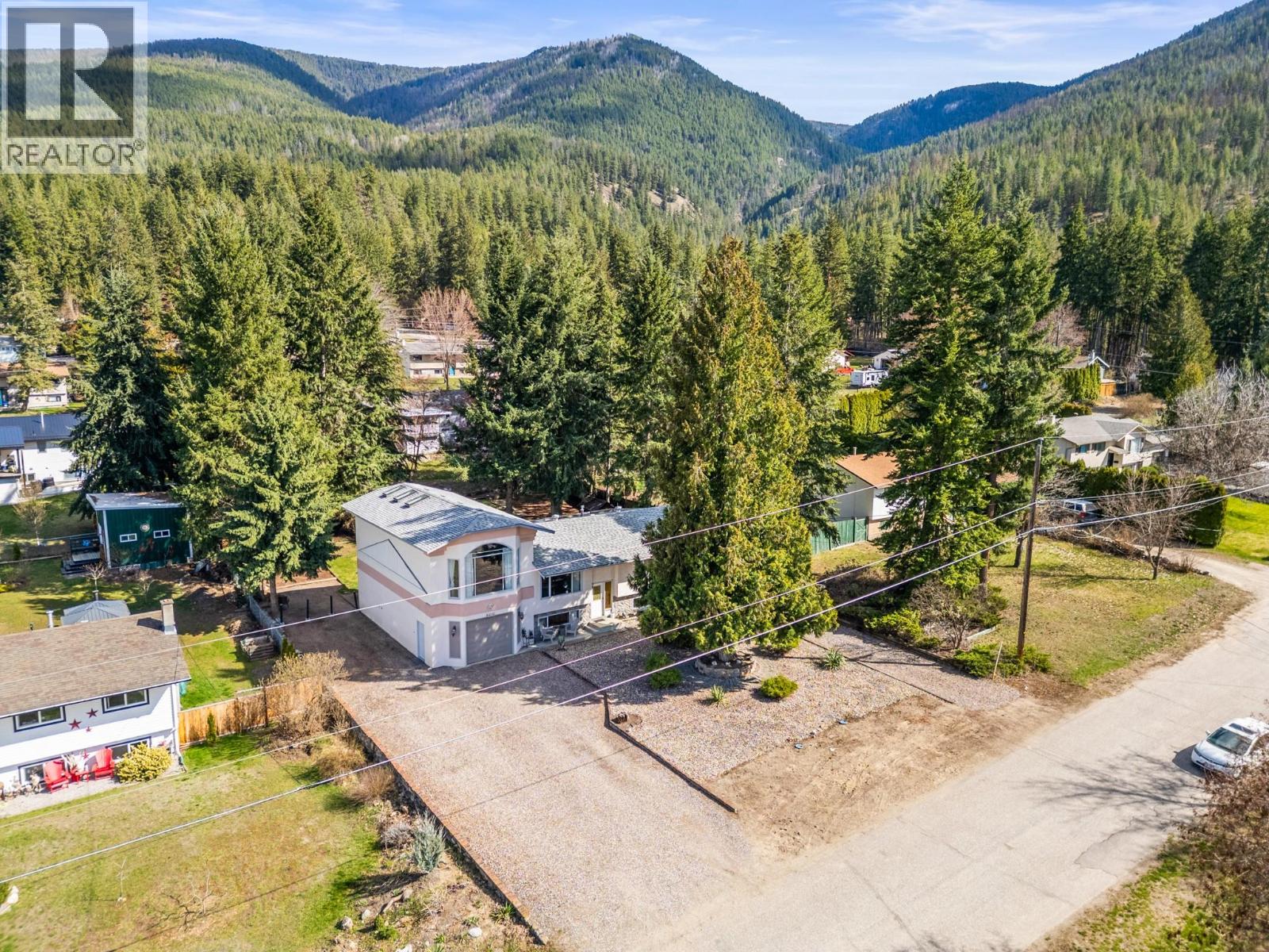 3419 LARCH DRIVE - 69