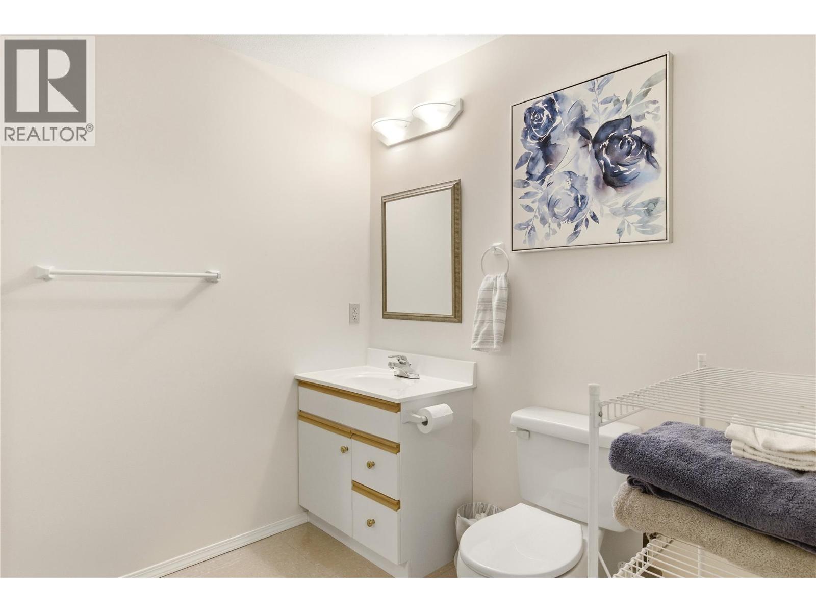 4210 Alexis Park Drive Unit# 10, Vernon