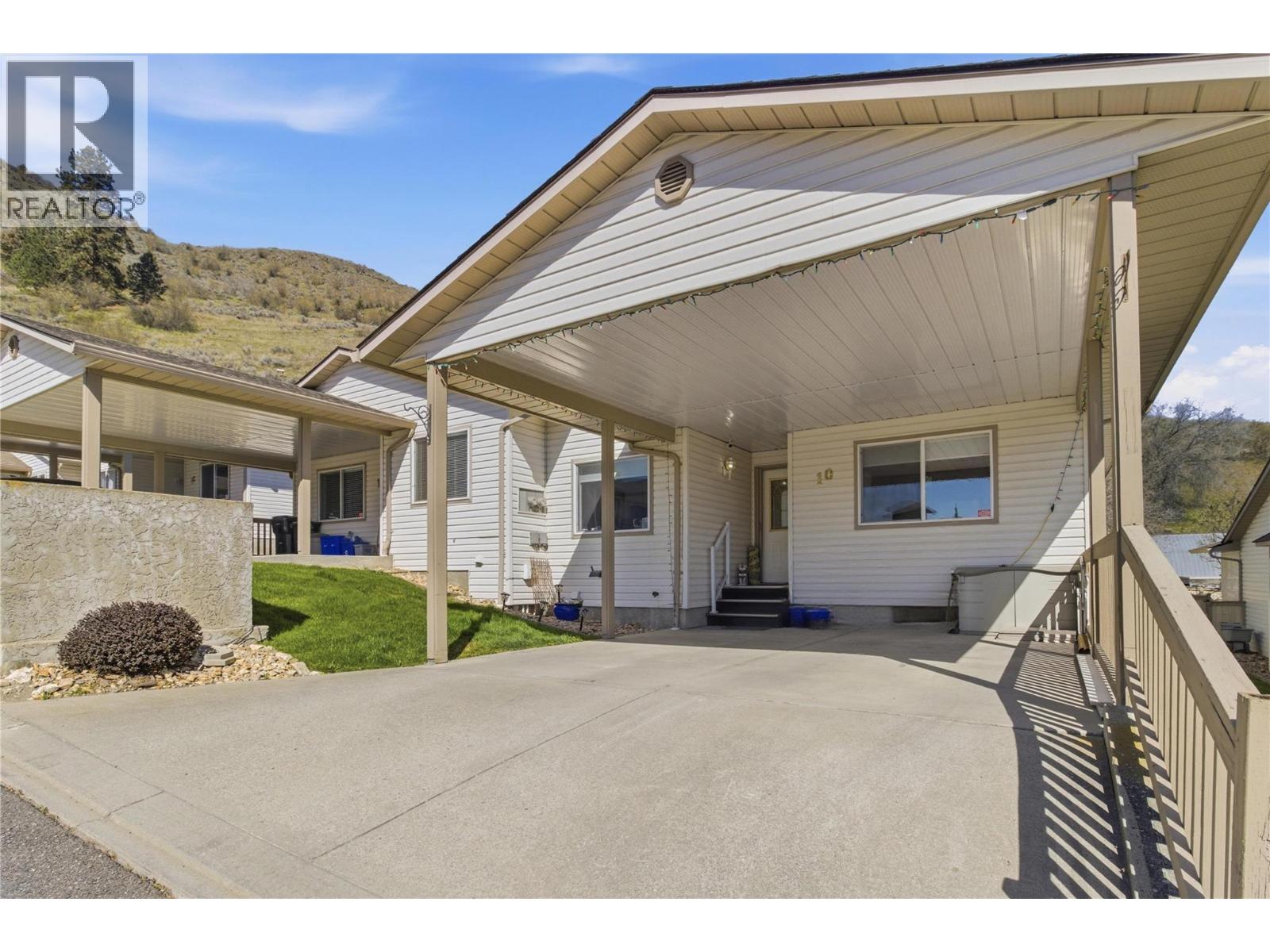 4210 Alexis Park Drive Unit# 10, Vernon