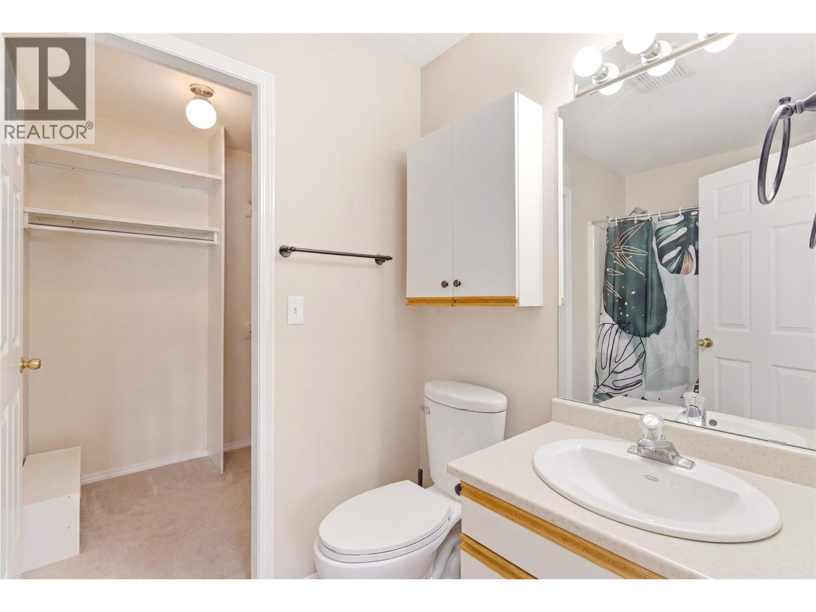 4210 Alexis Park Drive Unit# 10, Vernon