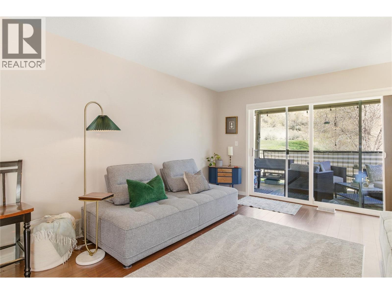 4210 Alexis Park Drive Unit# 10, Vernon