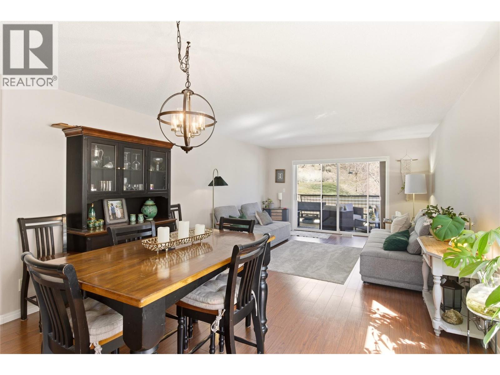 4210 Alexis Park Drive Unit# 10, Vernon