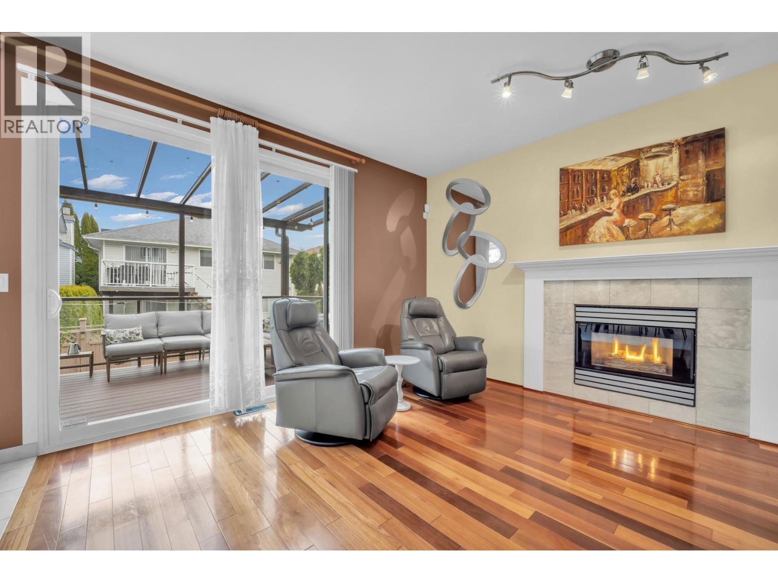 707 OMINECA AVENUE, Port Coquitlam