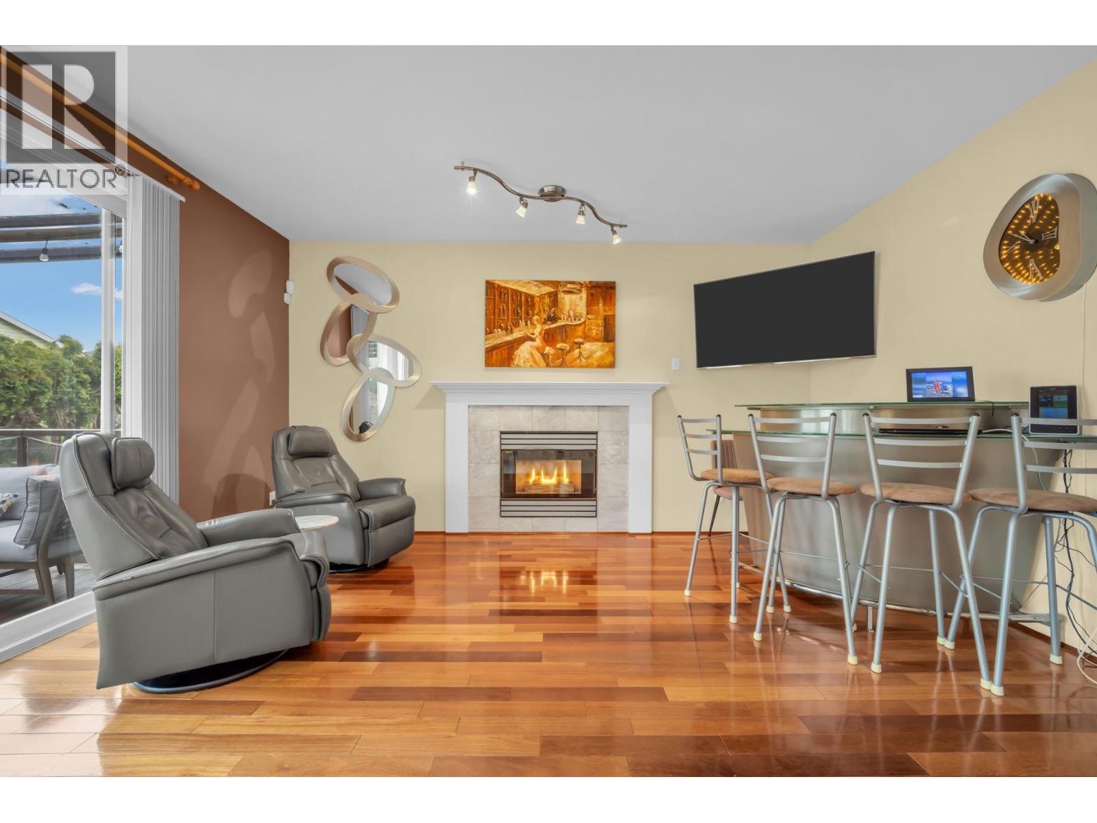 707 OMINECA AVENUE, Port Coquitlam