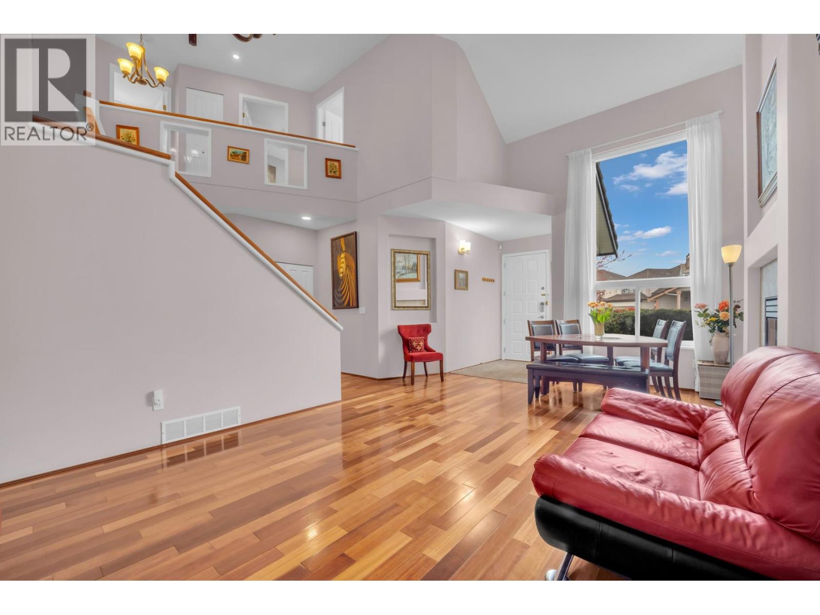 707 OMINECA AVENUE, Port Coquitlam