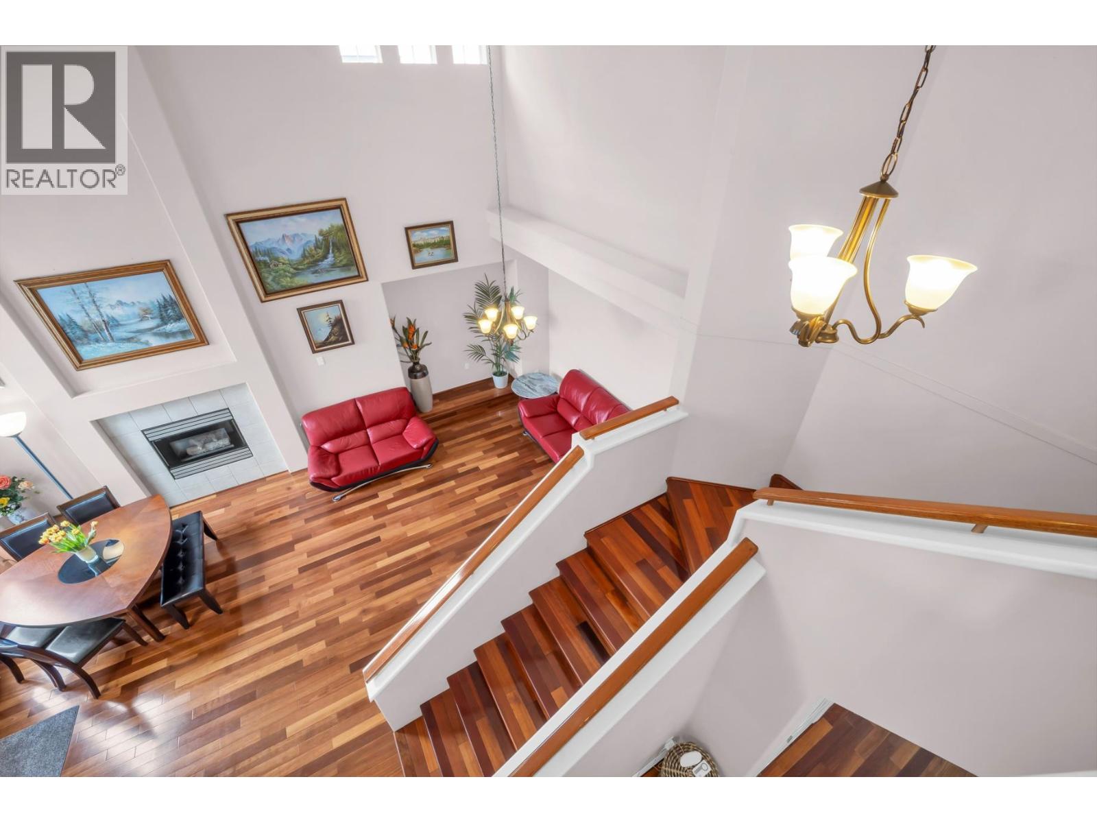 707 OMINECA AVENUE, Port Coquitlam