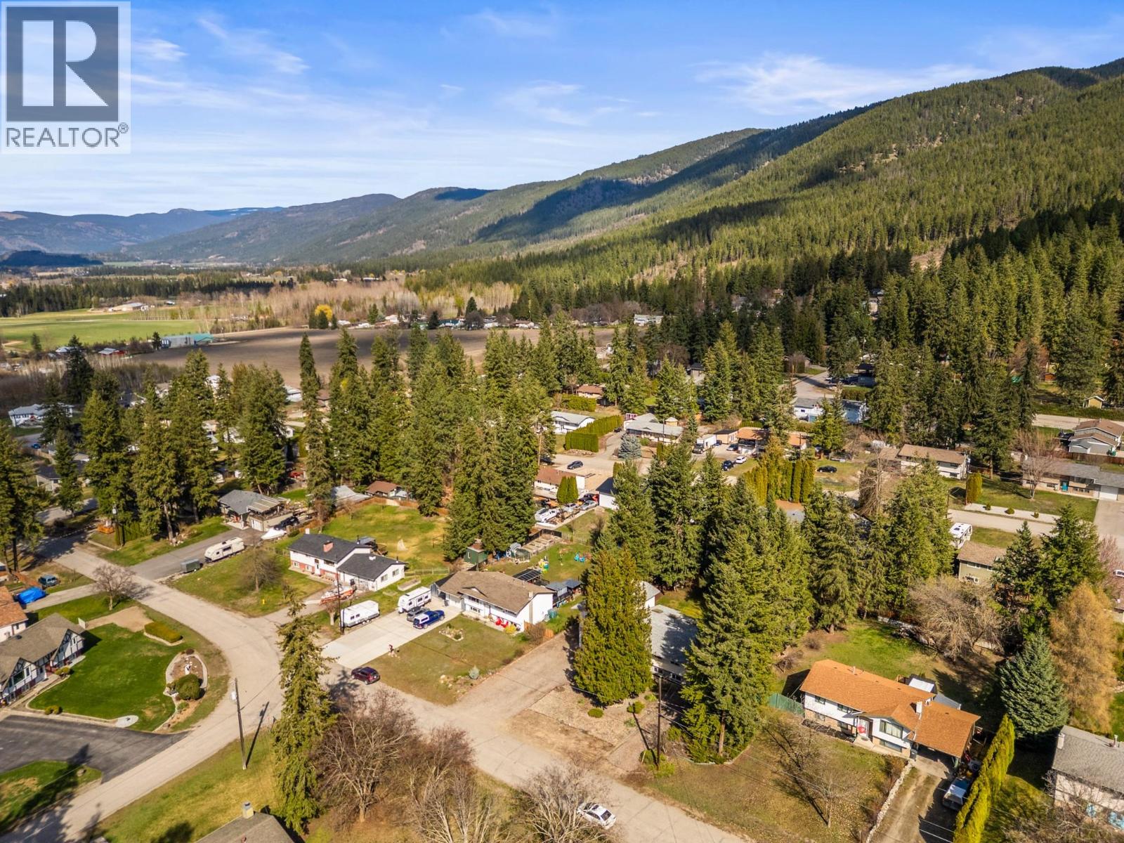 3419 LARCH DRIVE - 75