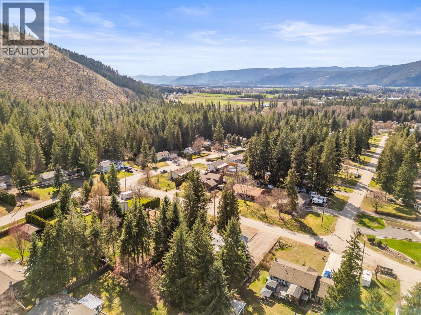 3419 LARCH DRIVE - 72