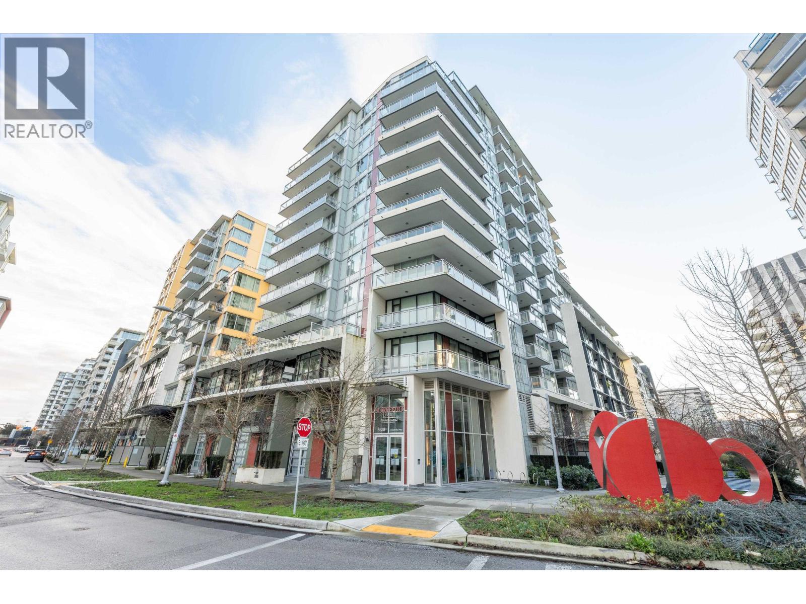 808 8628 HAZELBRIDGE WAY