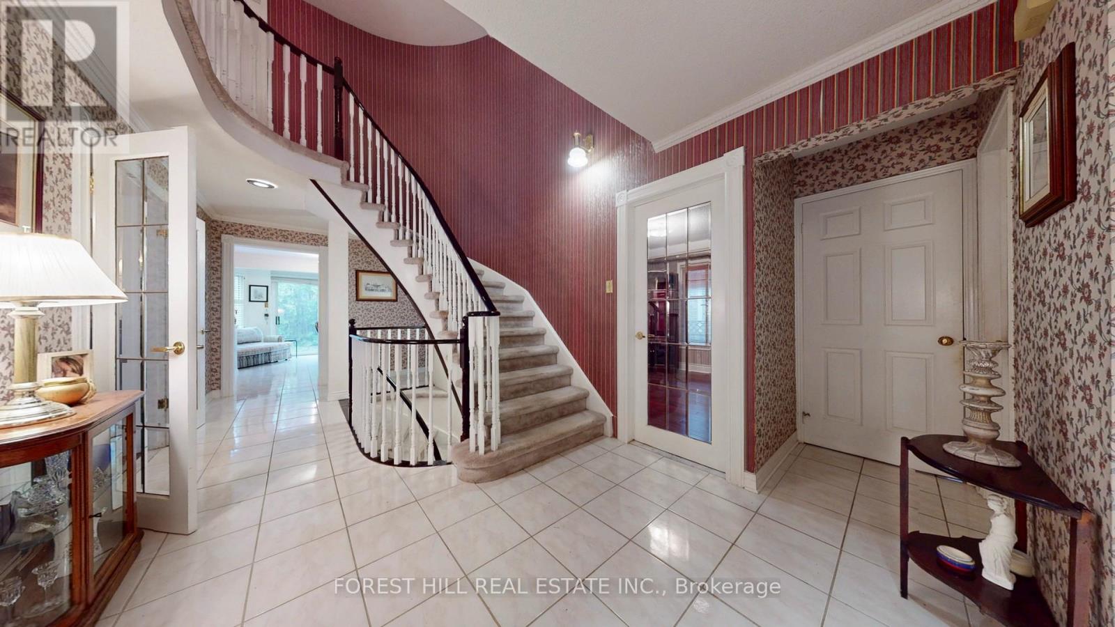 11 KEYSTONE DRIVE - 18