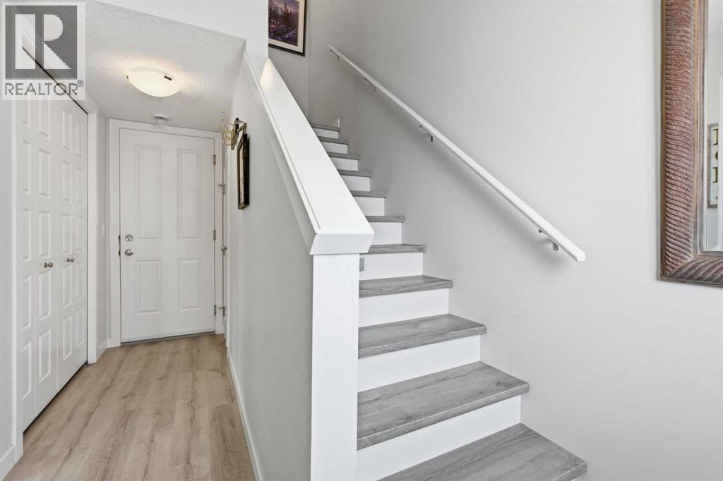 250 Fireside View, Cochrane