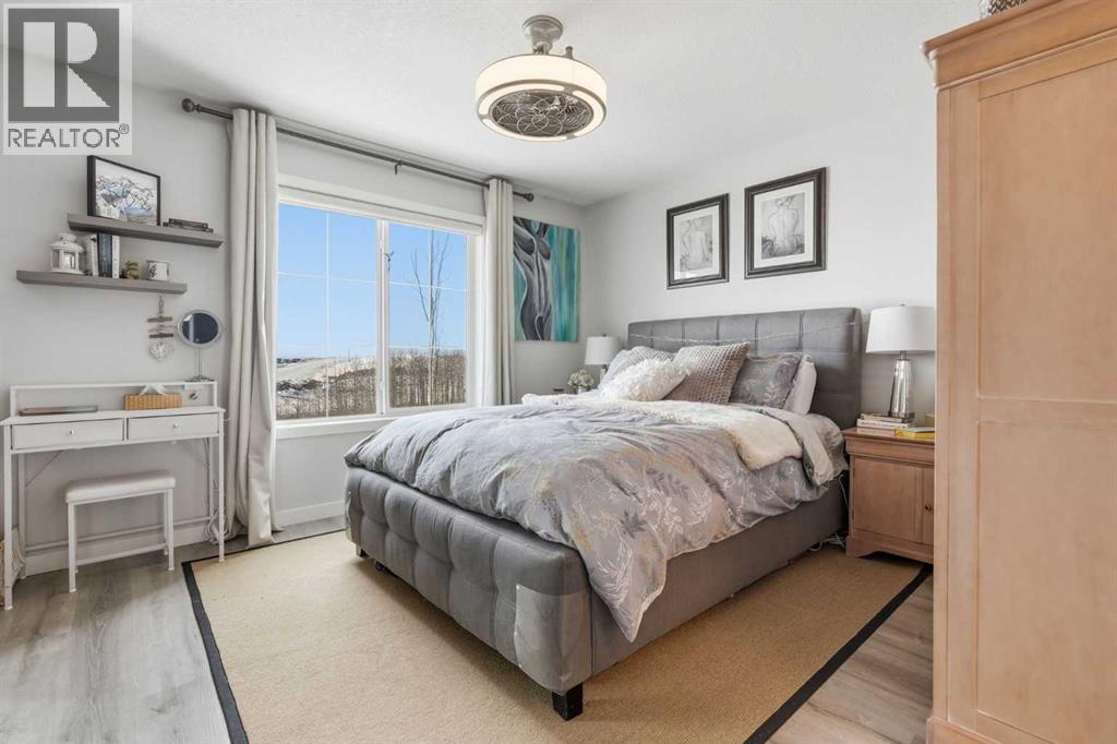 250 Fireside View, Cochrane