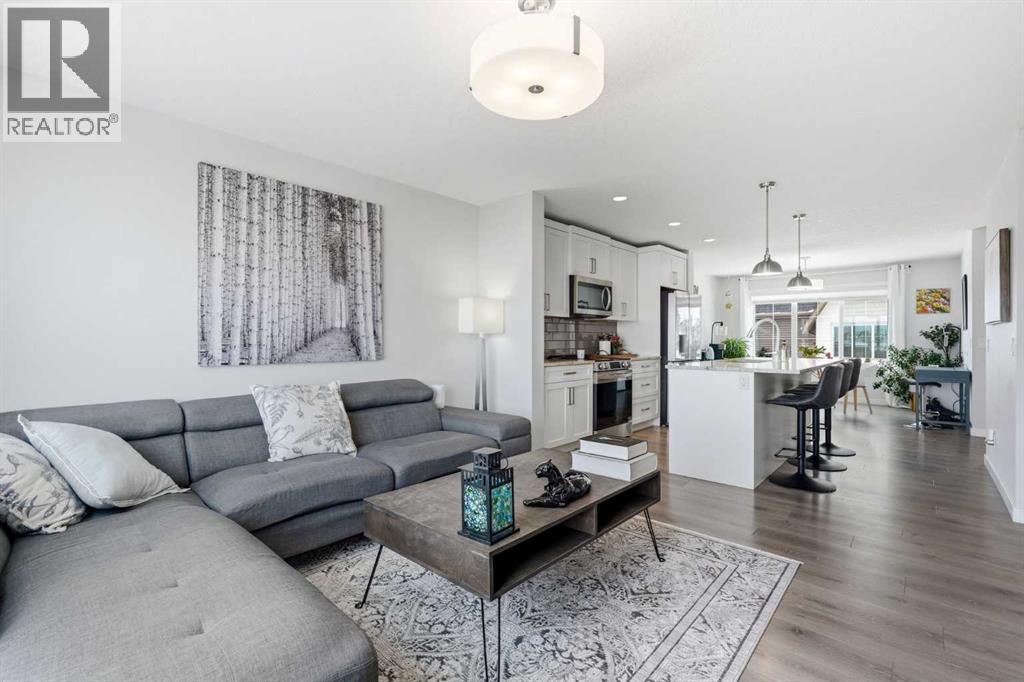 250 Fireside View, Cochrane