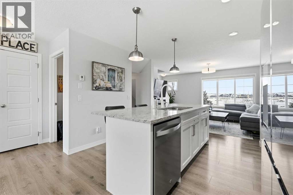 250 Fireside View, Cochrane