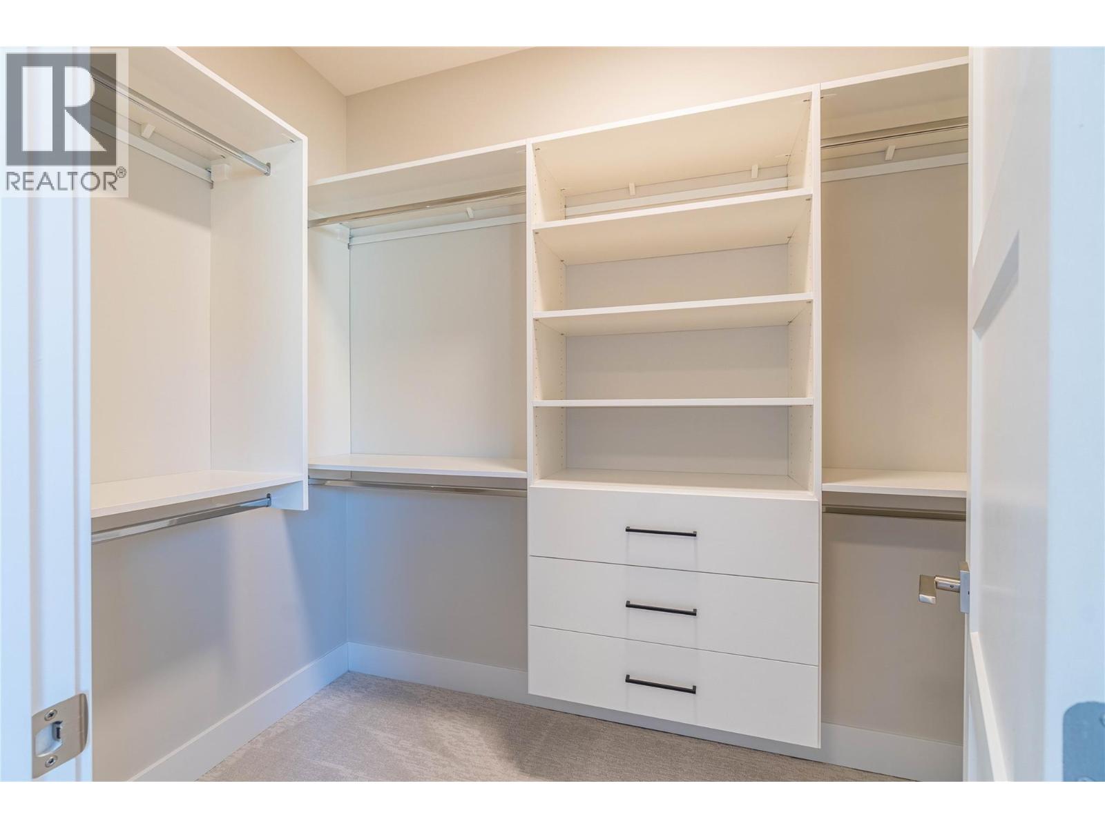 #137 200 GRAND BOULEVARD - 15