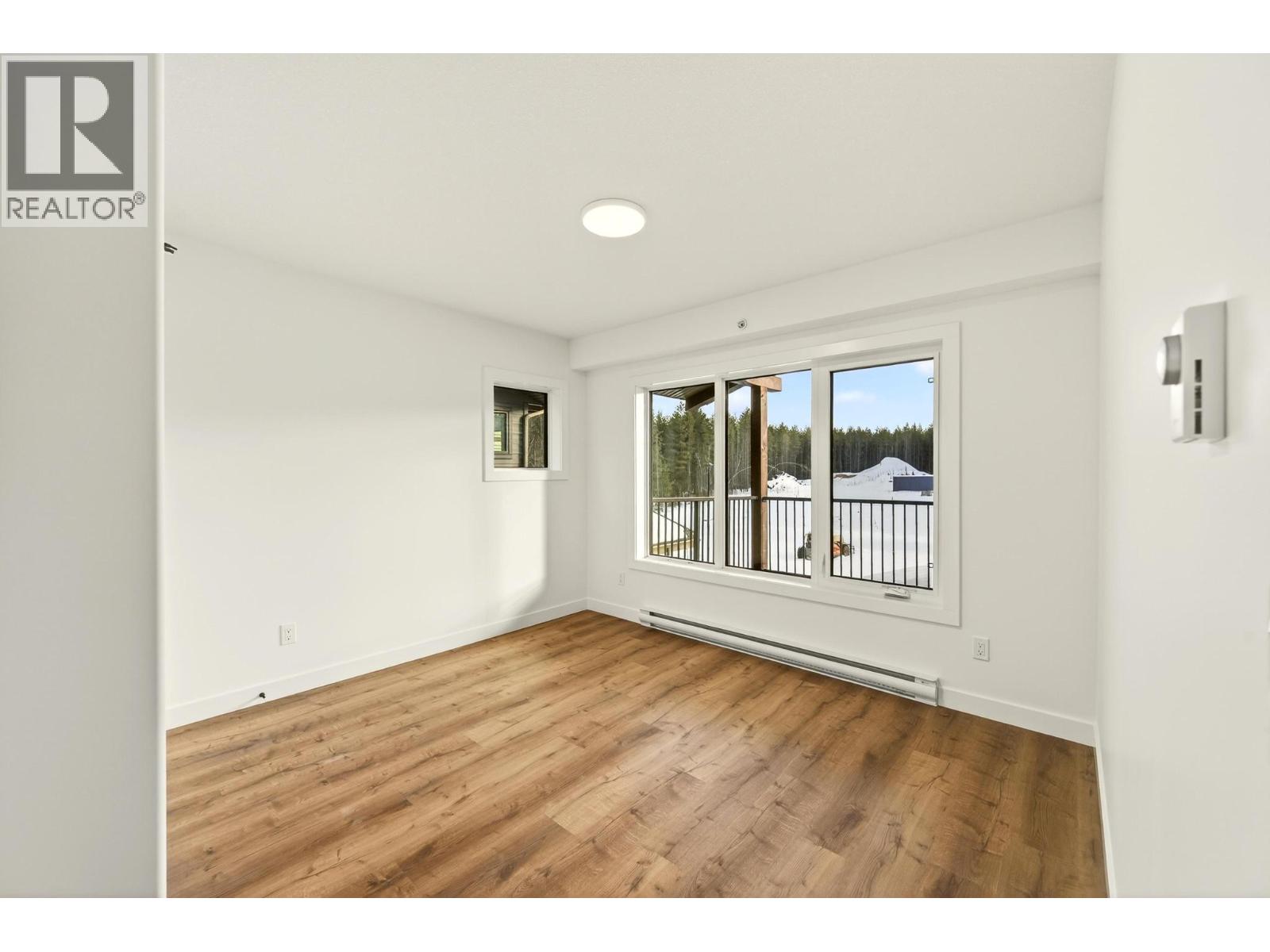 #3 1444 GRANITE DRIVE - 27