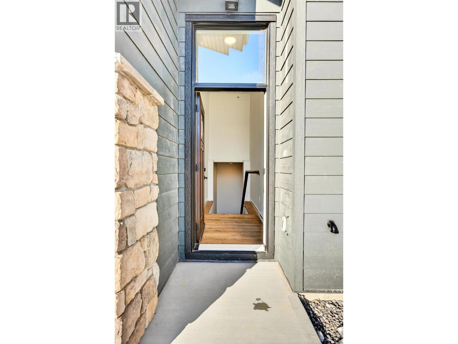#4 1444 Granite Drive - 19