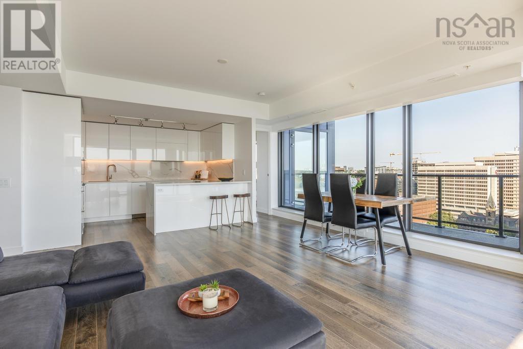 Property 4 of 50 of 1903 1650 Granville Street