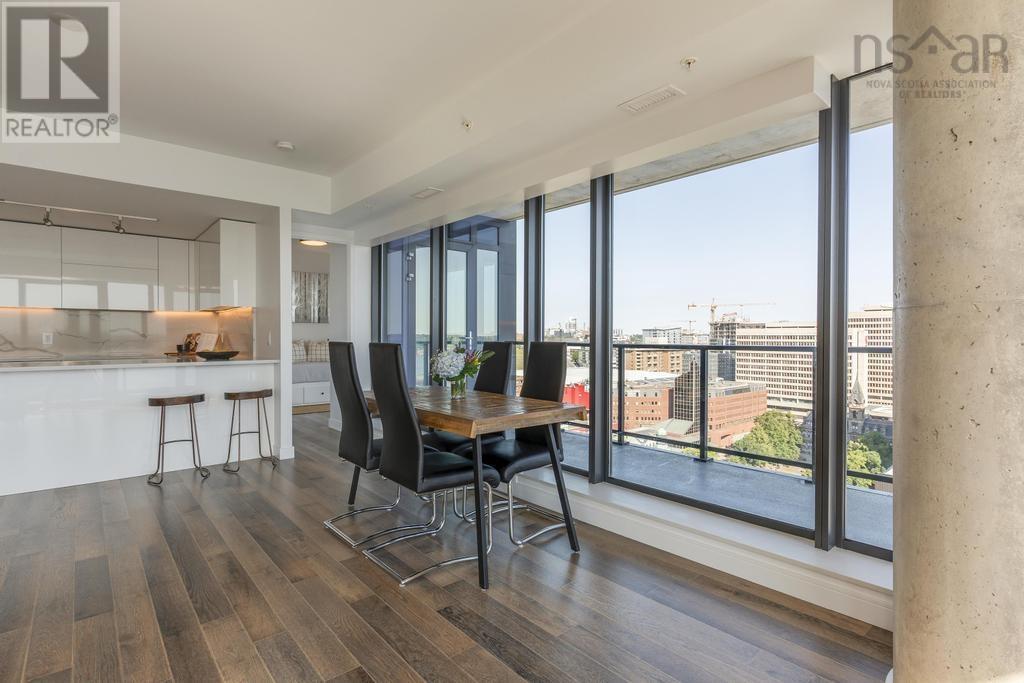 Property 5 of 50 of 1903 1650 Granville Street