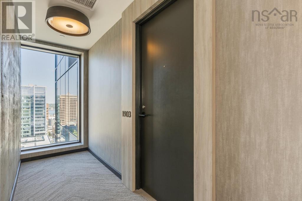 Property 8 of 50 of 1903 1650 Granville Street